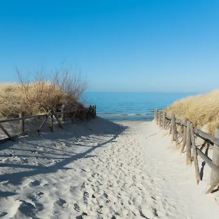 Lubia Baltic Sea, Garden ,parking ,dog Firendly, In Lubiatowo (Pomerania)