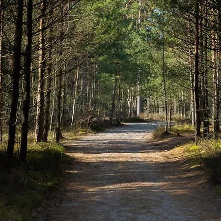 公寓 Lubia Baltic Sea, Garden ,parking ,dog Firendly, In *