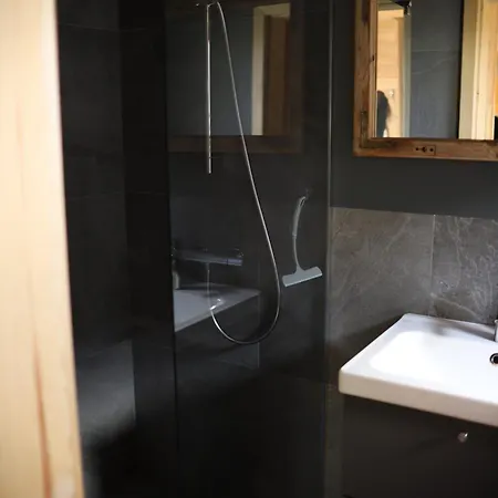 Lubia Baltic Sea, Garden ,parking ,dog Firendly, In