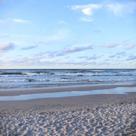 Lubia Baltic Sea, Garden ,parking ,dog Firendly, In